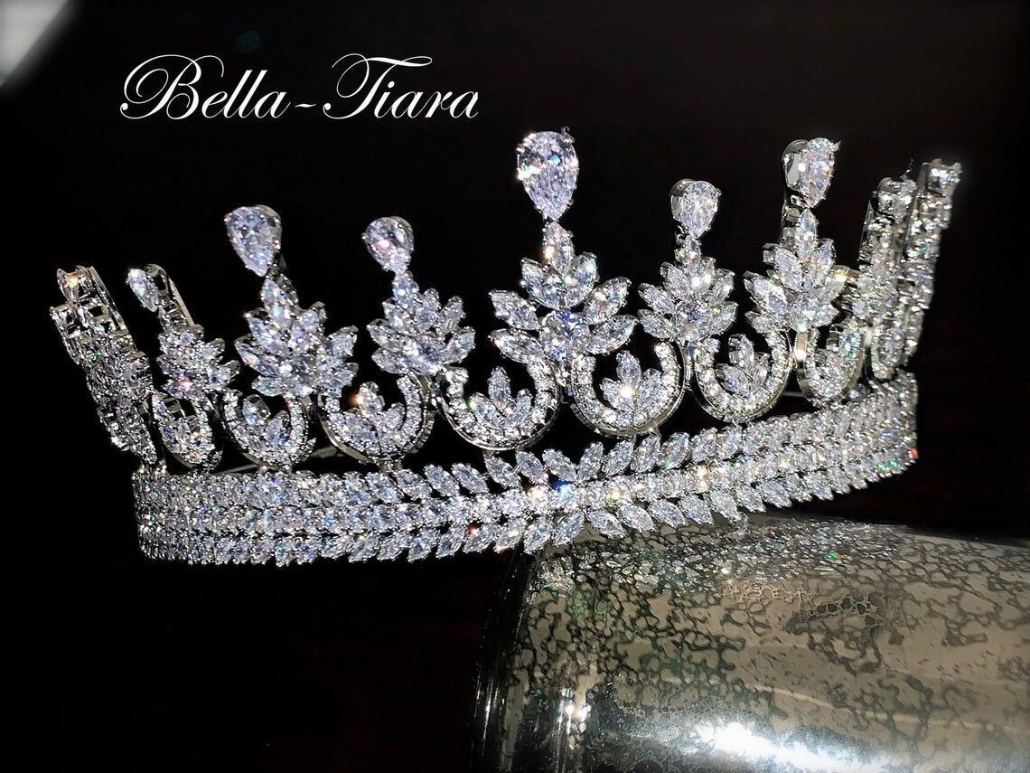 Majestic - Swarovski Crystal Wedding tiara Crown