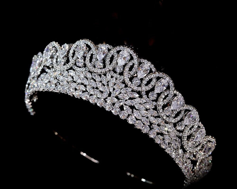 Melana - Royal Crystal Tiara