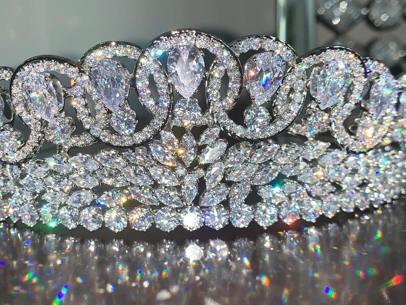 Melana - Royal Crystal Tiara