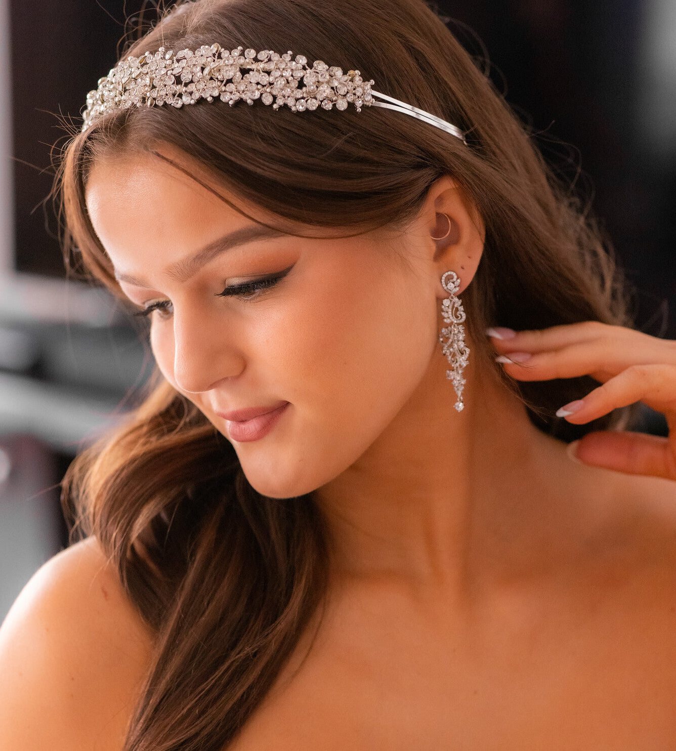 Carina - Swarovski crystal drop bridal earrings