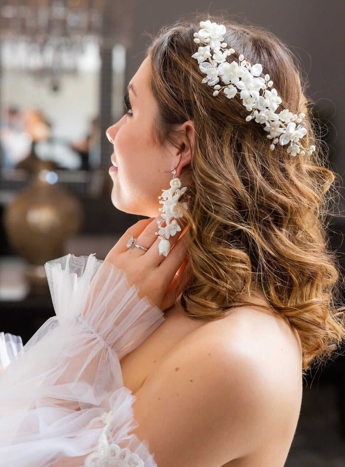 Juliet - white floral Flower bridal earrings