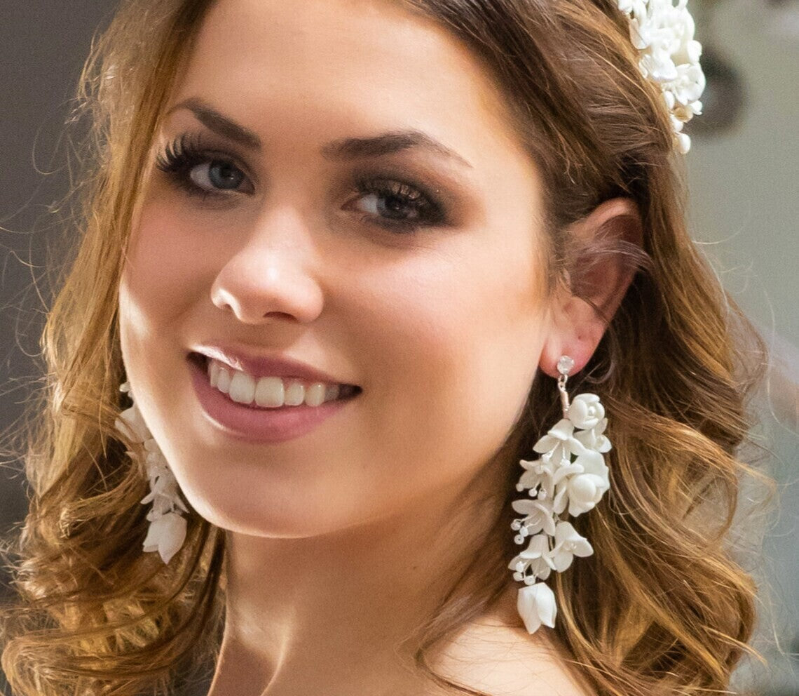 Juliet - white floral Flower bridal earrings