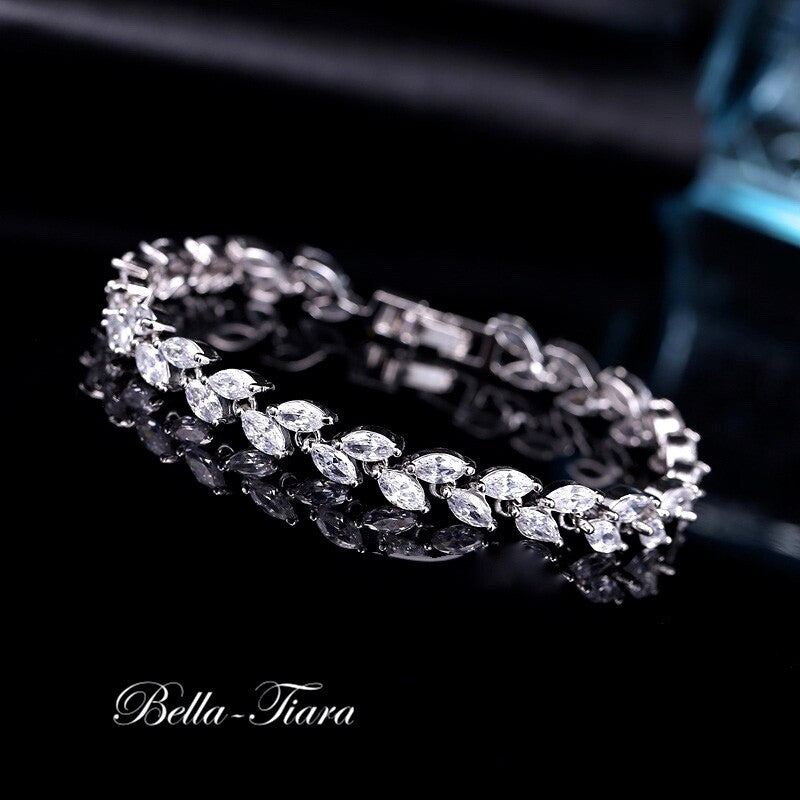 Vontressa - Elegant Swarovski crystal bridal earrings