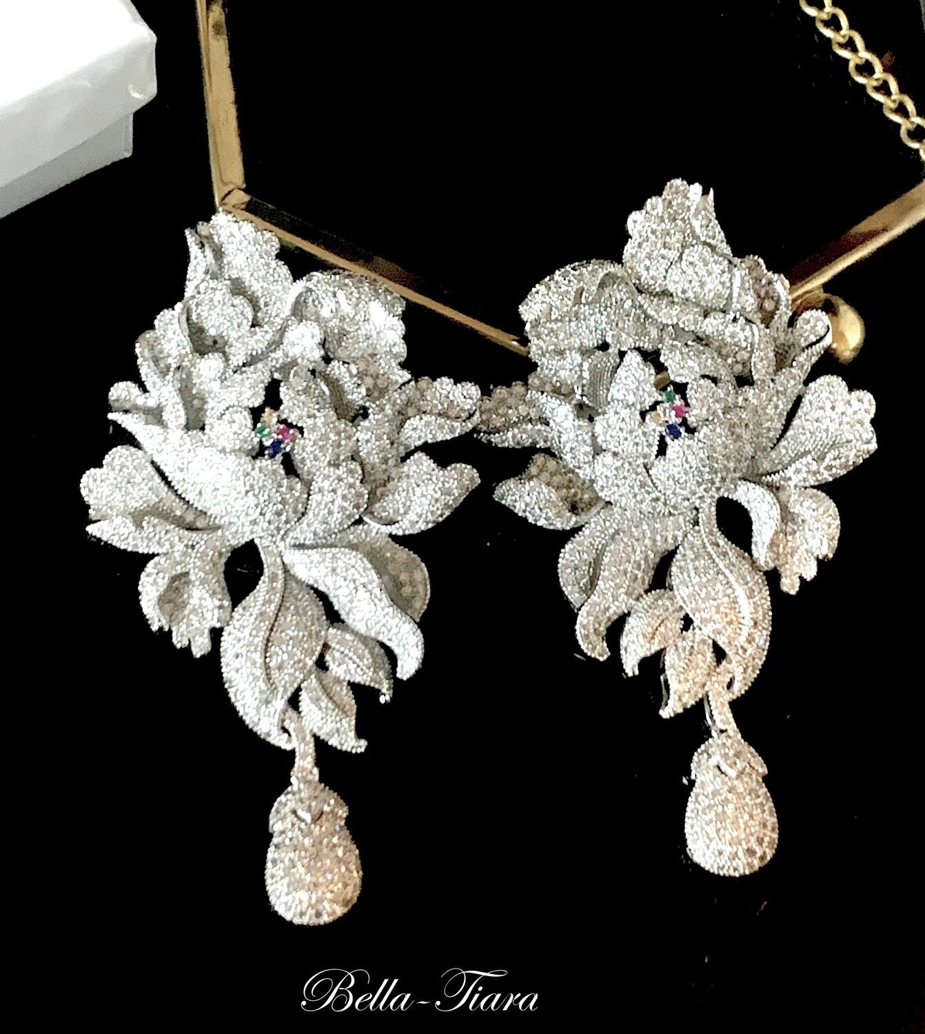 Mayrose - Glamorous crystal rose statement earrings