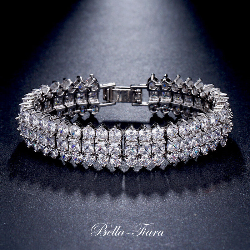 Regina - Exquisite simulated Diamond wedding bracelet