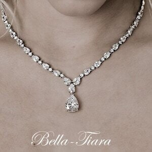 Elegant tear drop crystal bridal necklace set