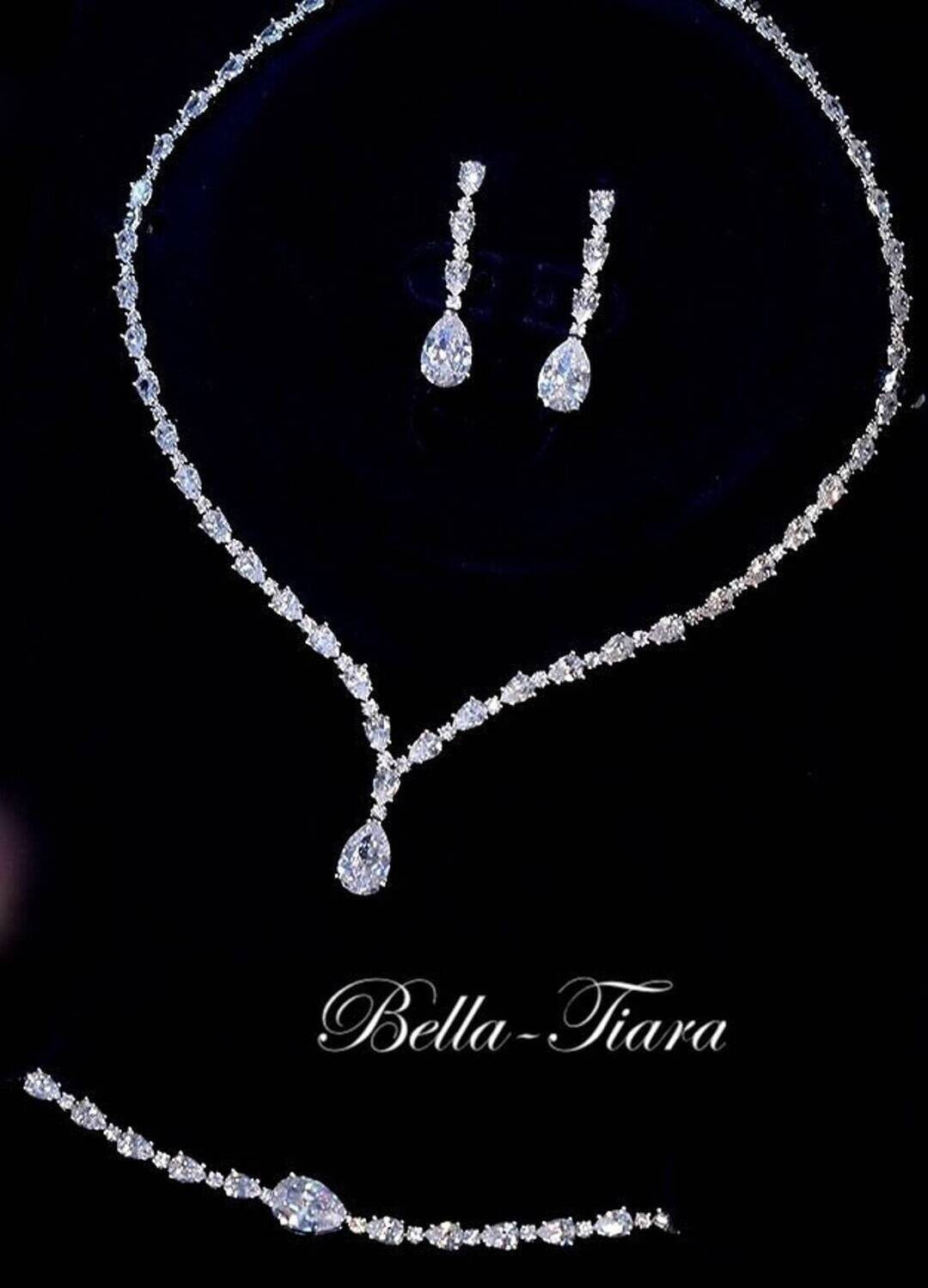 Nadelina- Exquisite and elegant 3 pcs CZ wedding necklace set