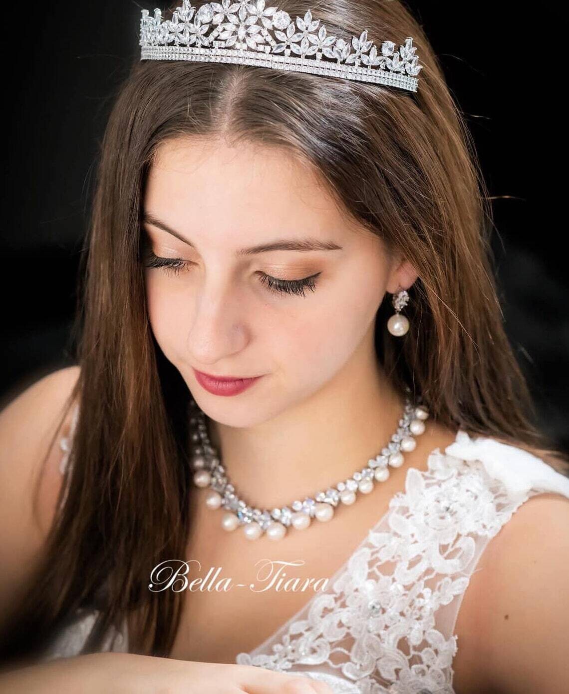 Avena - Timeless pearl bridal necklace set