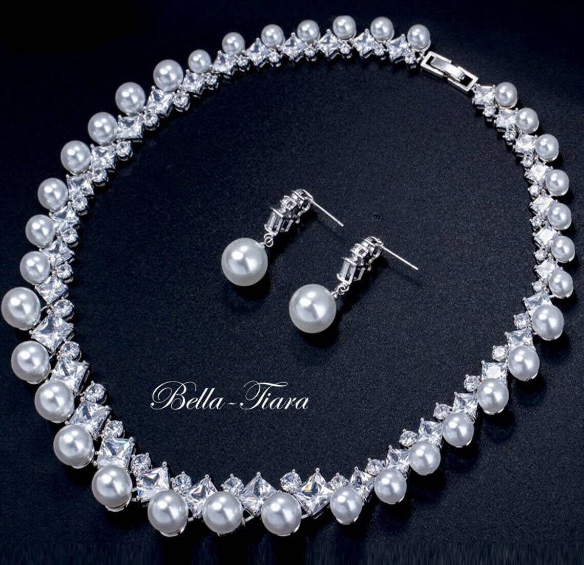Ada - Timeless pearl bridal necklace set