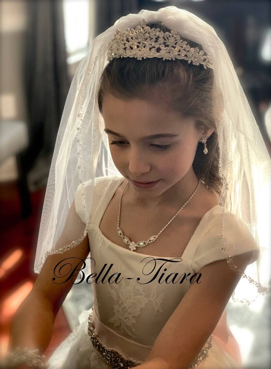 Vittoria - Beaded crystal pearl trim first communion veil