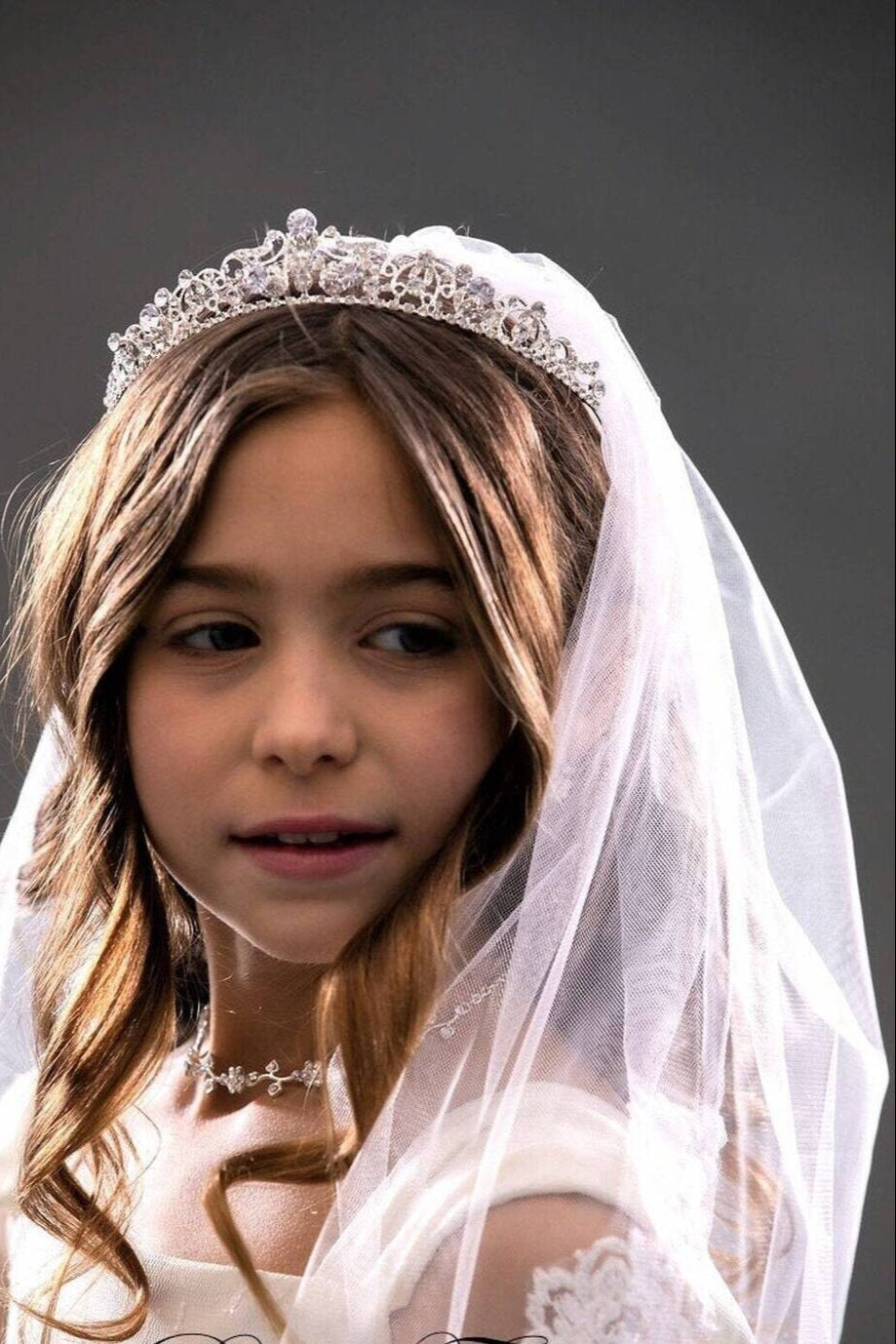 Melania - Lovely Swarovski crystal communion tiara
