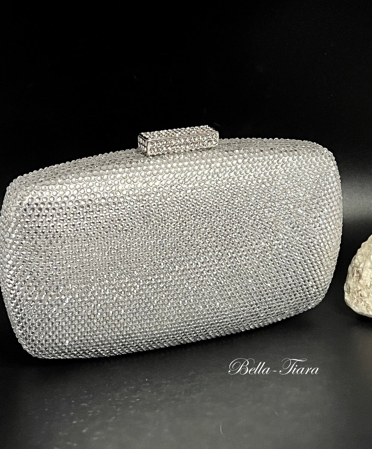 Bianca - Swarovski Crystal Silver Clutch Purse