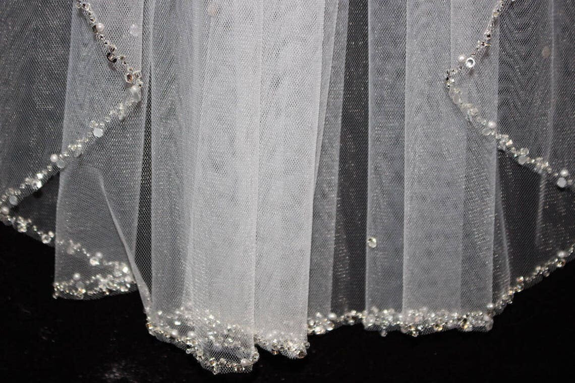 Diana  – Beaded pearl and scattered crystal wedding veil