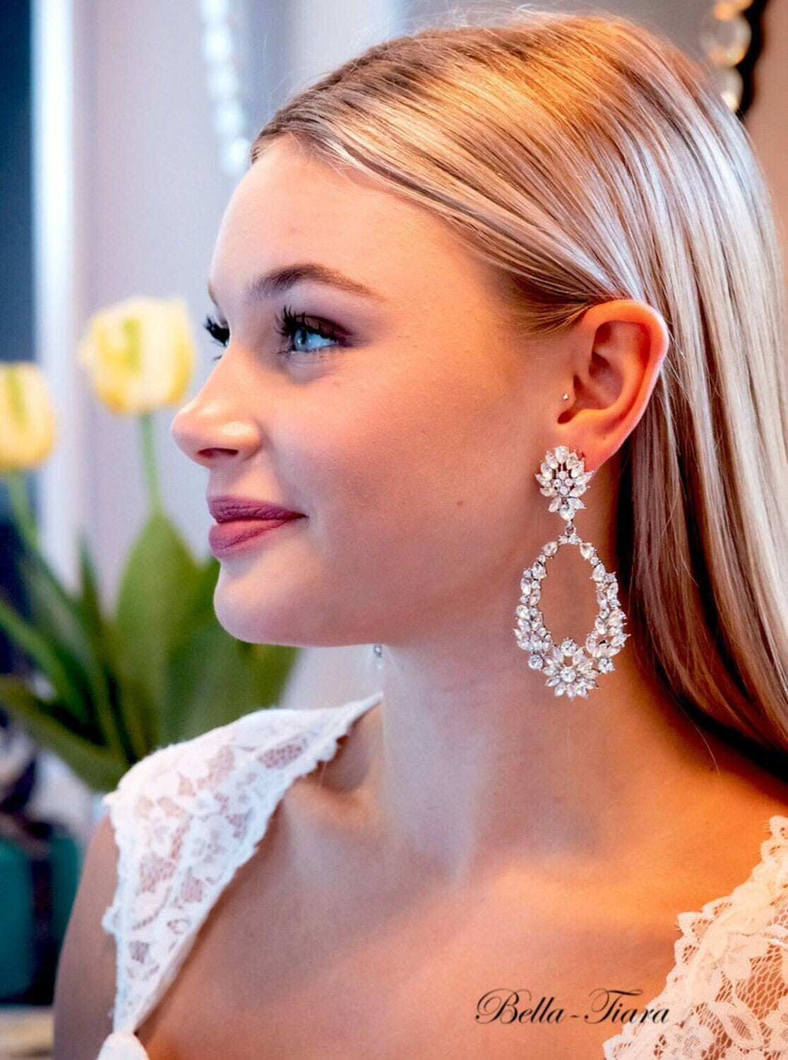 Giovanna - Beautiful statement crystal bridal earrings