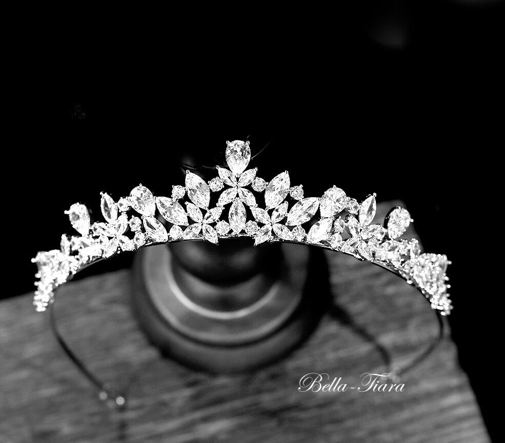 Ella - Beautiful Swarovski crystal bridal Tiara