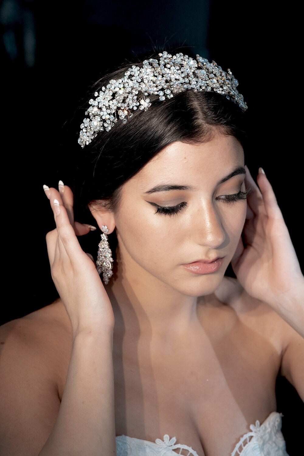 Amandalisa, Exquisite Swarovski crystal bridal wedding headband