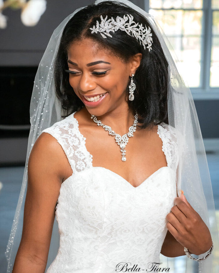 Amoria - Romantic drop bridal necklace set
