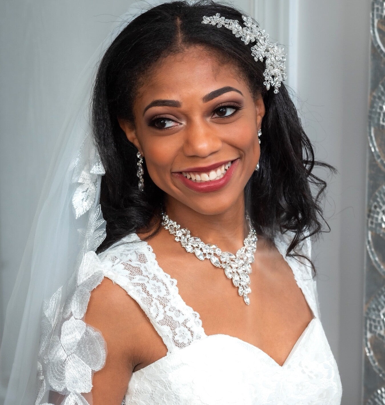 Julieann - Dazzling statement crystal bridal necklace set