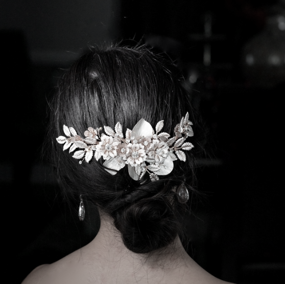 Nadia-  off white crystal Pearl wedding comb