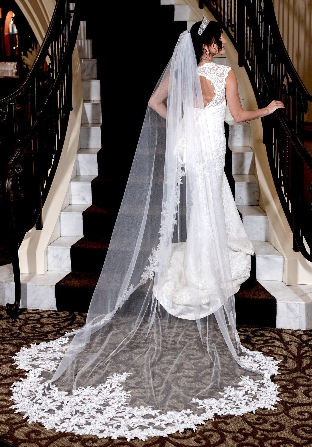 TinaMaria - Exquisite floral lace royal wedding veil - Free blusher