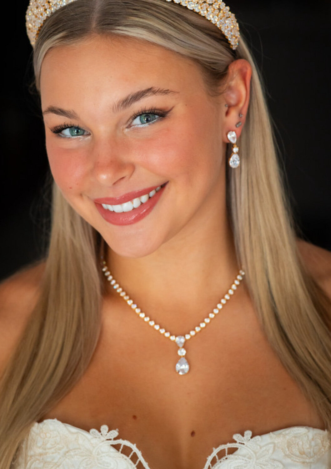 Cristallo - Timeless 3pcs simulated diamond drop bridal necklace set