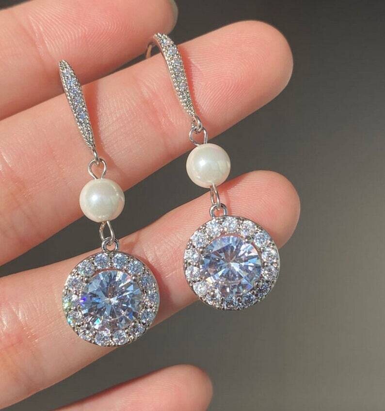 Pearline, Romantic Timeless bridal pearl drop necklace set