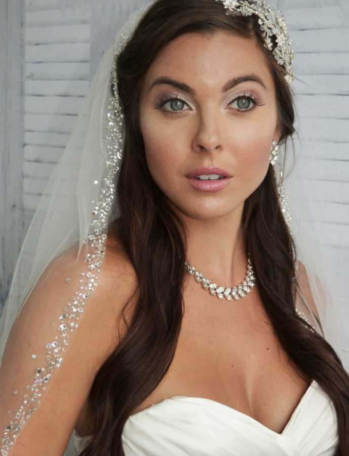 Raimona– Stunning pearl crystal beaded shimmer wedding veil