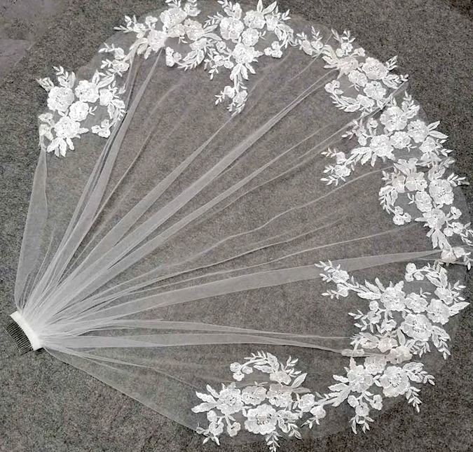 Adelina - ivory Italian Flower lace communion veil