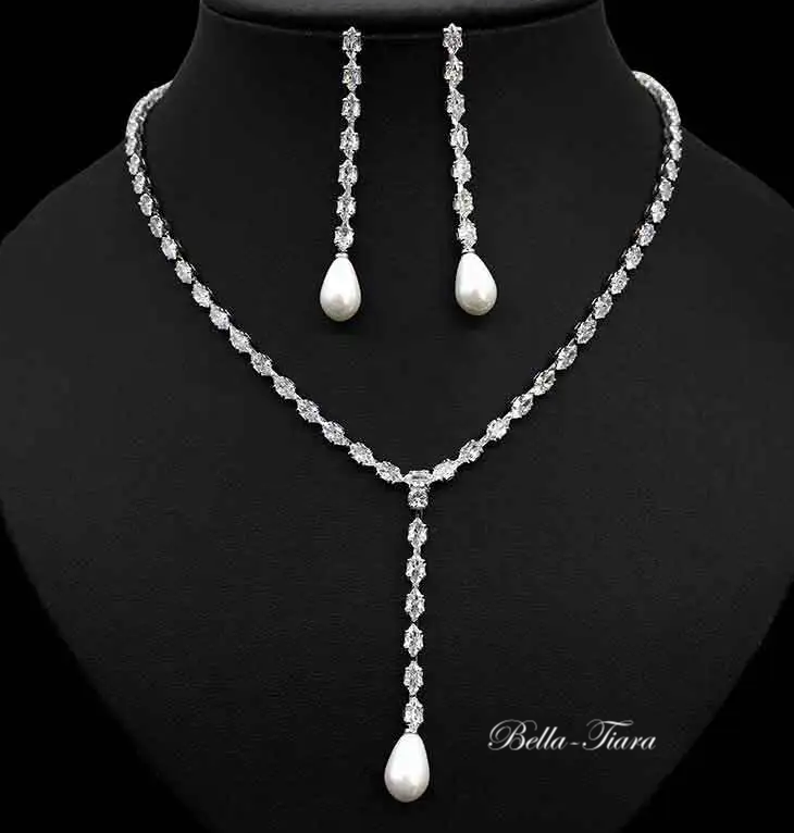 Aria - Timeless wedding pearl necklace set