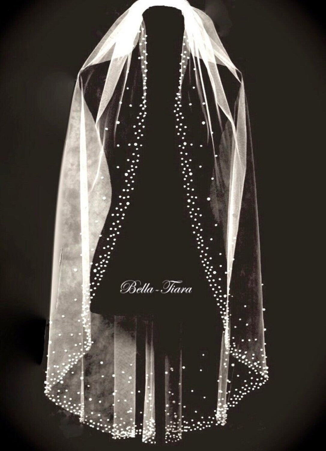 Kiera – Enchanting scattered Royal cathedral pearl wedding veil