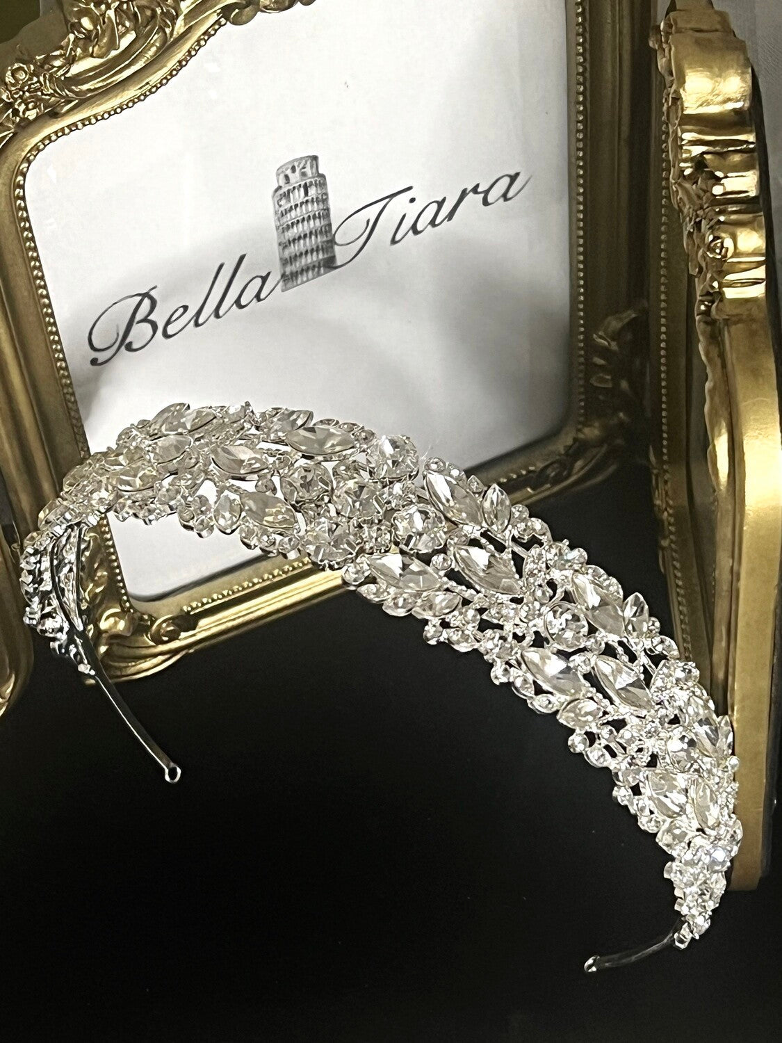 Exquisite Swarovski crystal headband