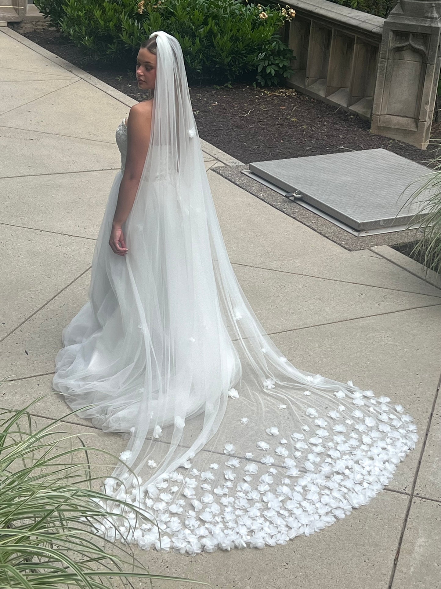 Petals - Beautiful 3d petal flower cathedral wedding veil