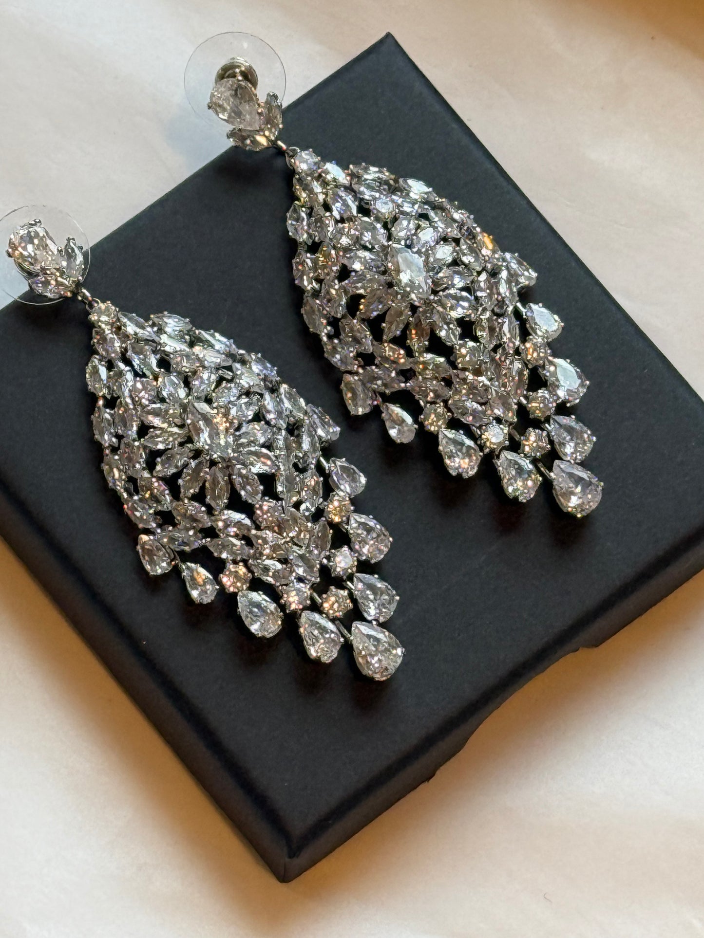 Jordia - Swarovski crystal drop earrings