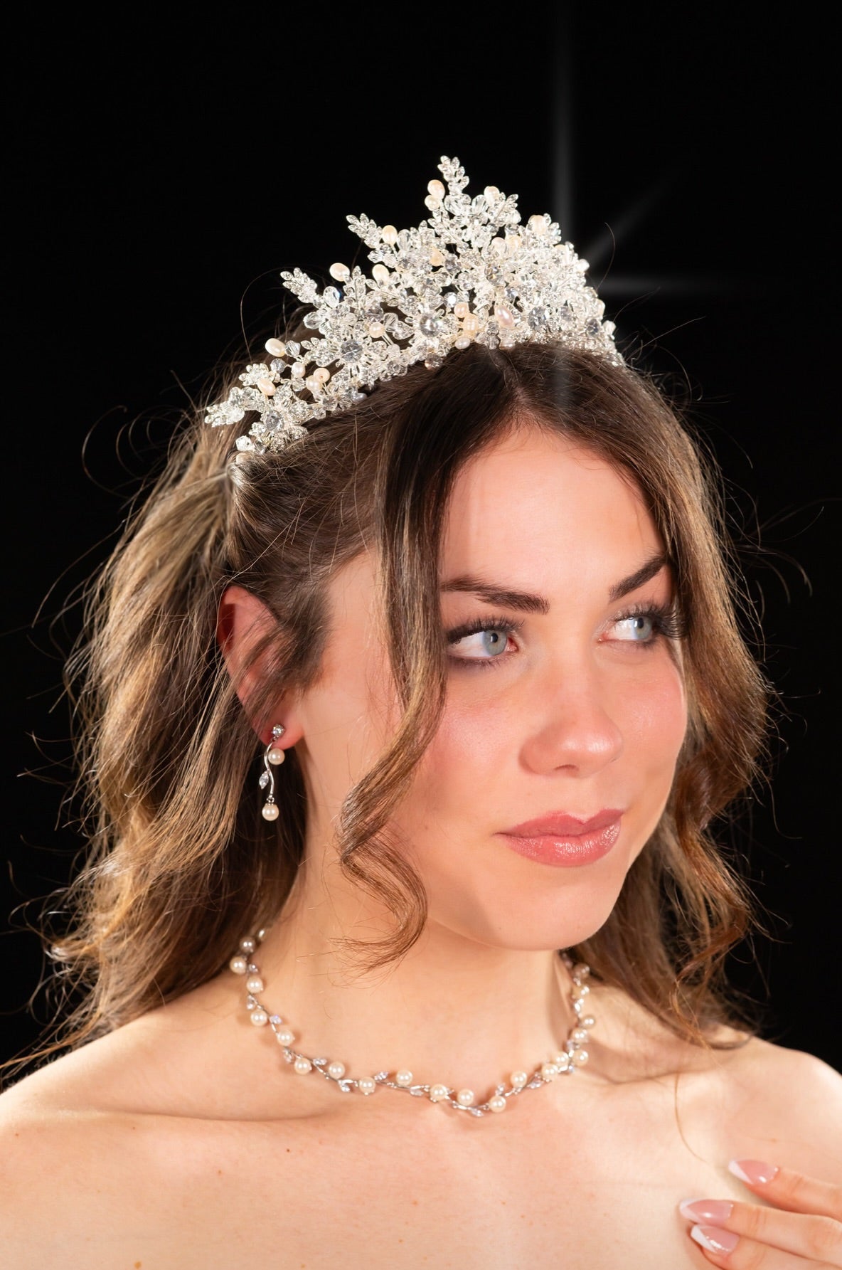 Modern bridal tiara headpiece