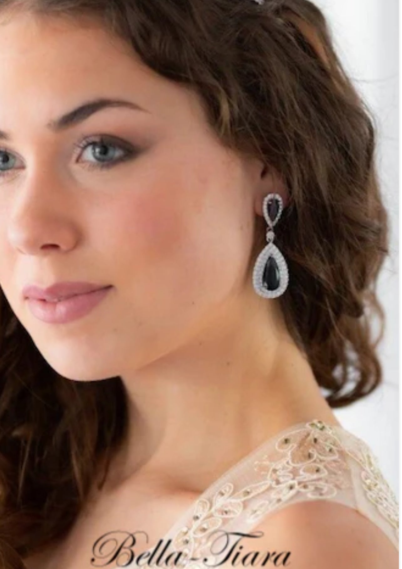 Sapphire - Beautiful navy blue crystal drop earrings
