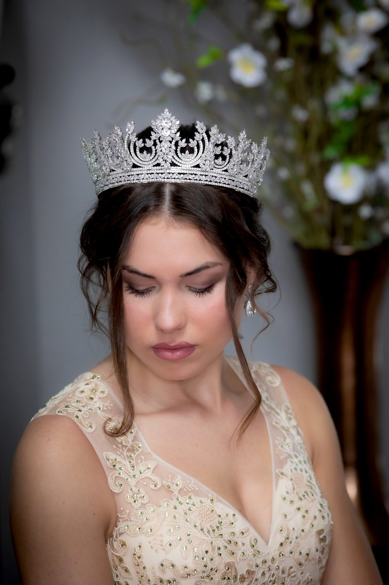 Queen Majesty - Swarovski Crystal Bridal Tiara Crown