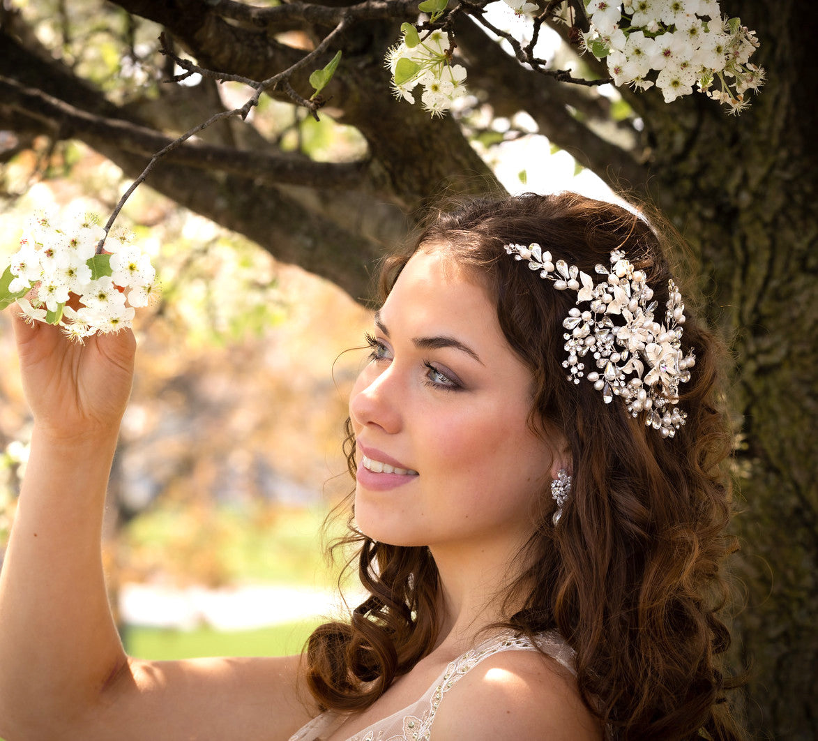 Swarovski Crystal and pearl flower bridal hair comb