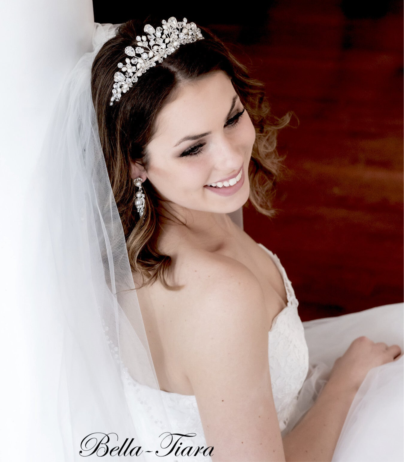 Evelyn - Romantic Crystal and Pearl tiara