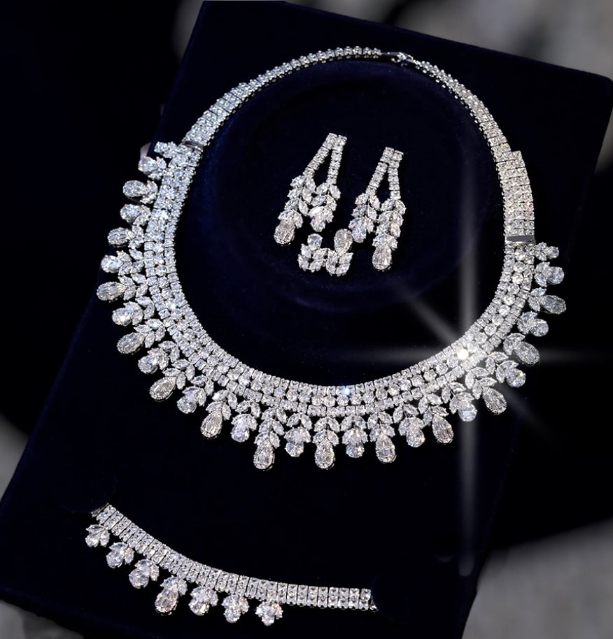 Statement Crystal evening necklace set