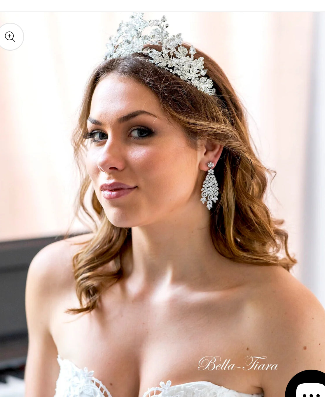 Claudia - Swarovski crystal chandelier earrings