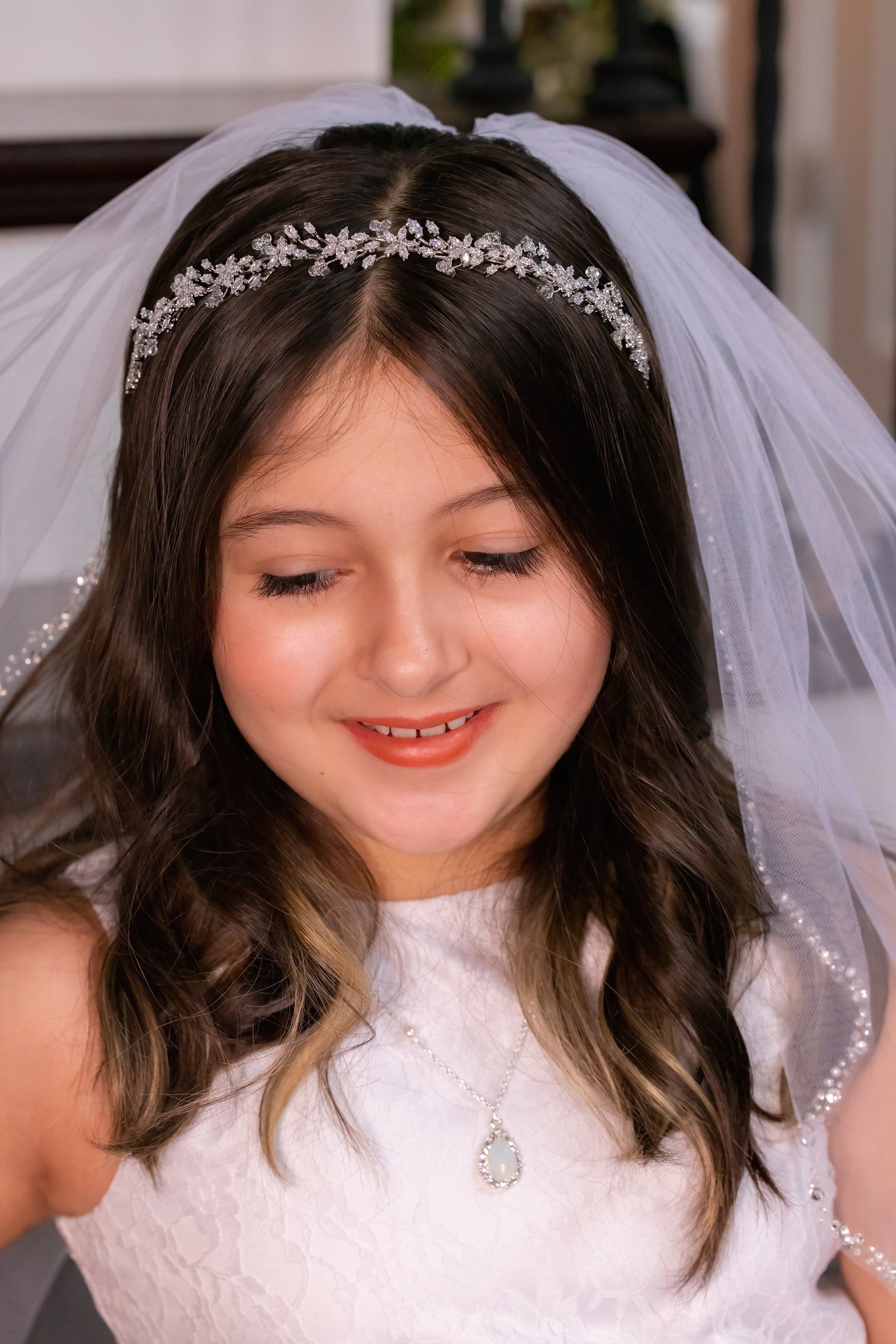 Linette- Beautiful swarovski crystal communion headpiece