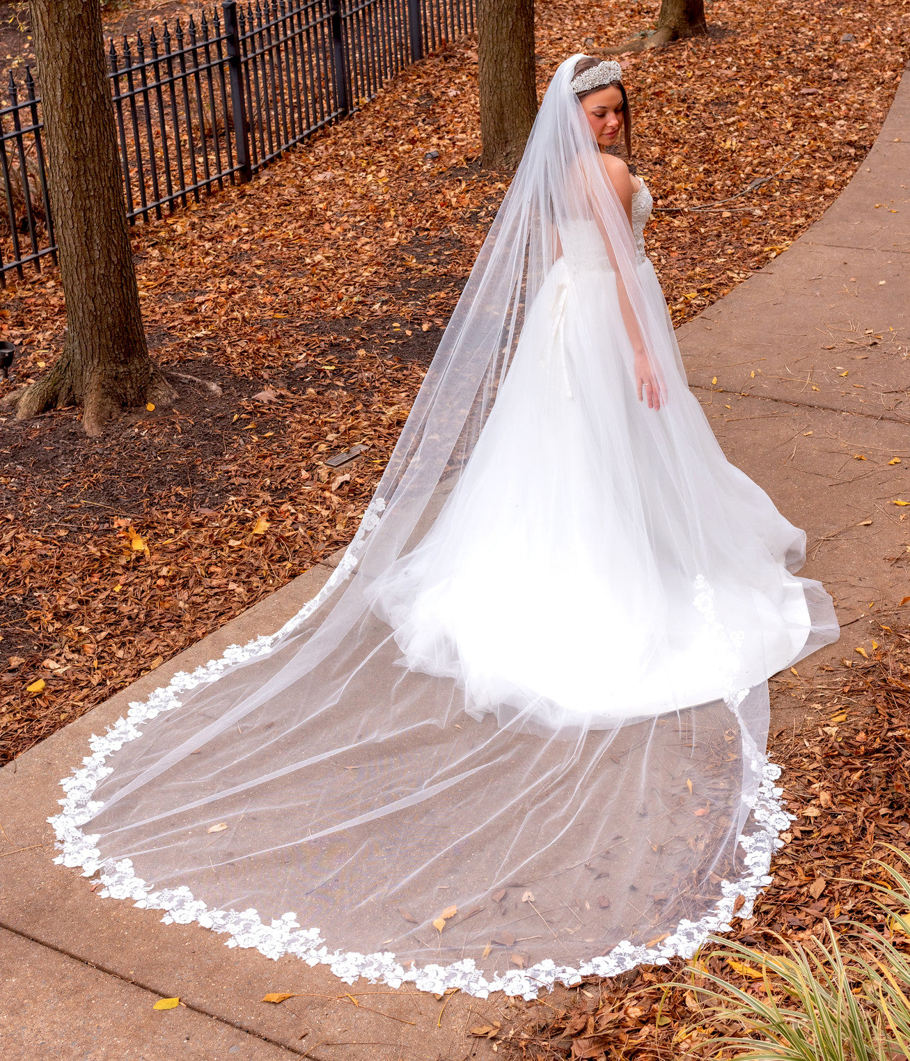 Blanca – Stunning beaded floral french lace veil