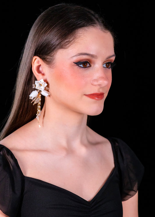 Amorisa - Floral crystal drop earrings