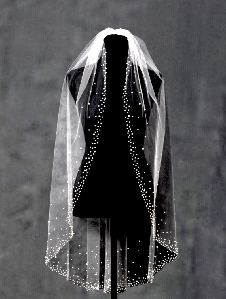 Kiera - Enchanting scattered pearl wedding veil