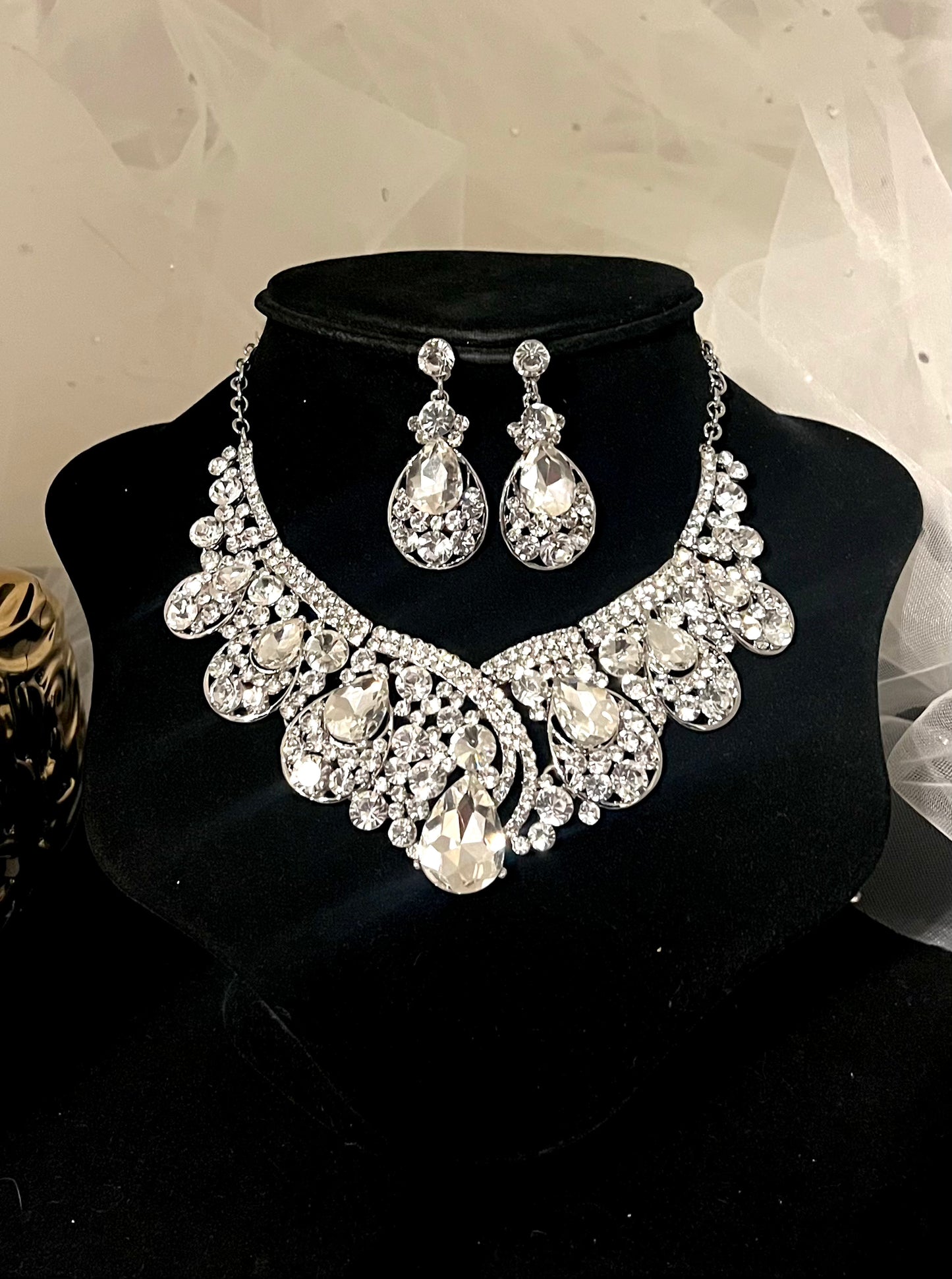 CRYSTAL BRIDAL JEWELRY SET