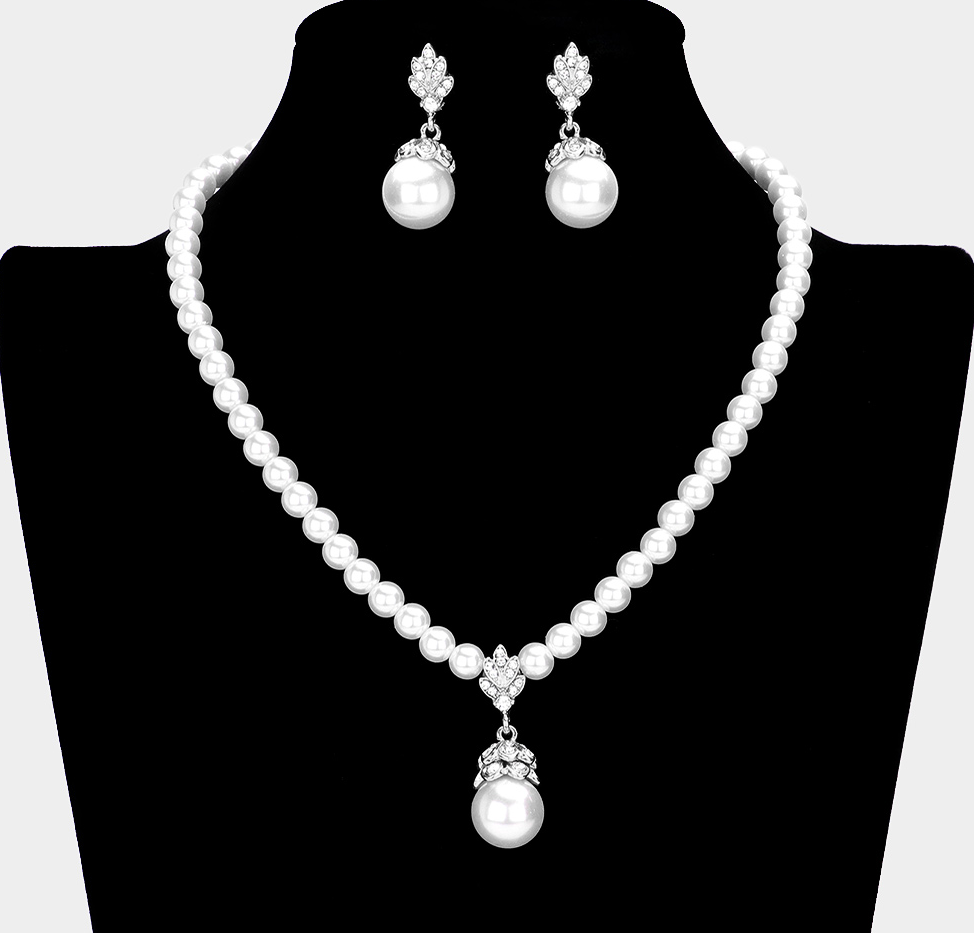 PEARL NECKLACE SET