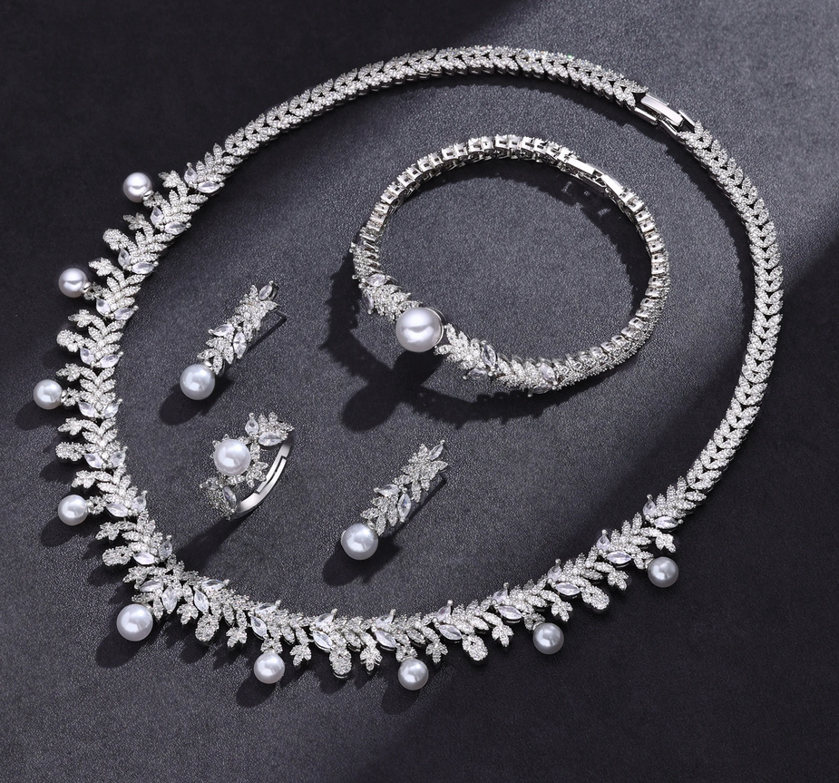 MariaAnna  - Timeless 3pcs bridal pearl necklace set