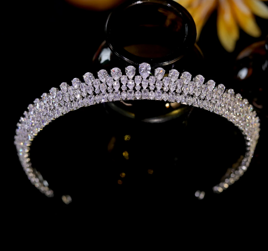 Mila - Timeless bridal Crystal wedding Tiara