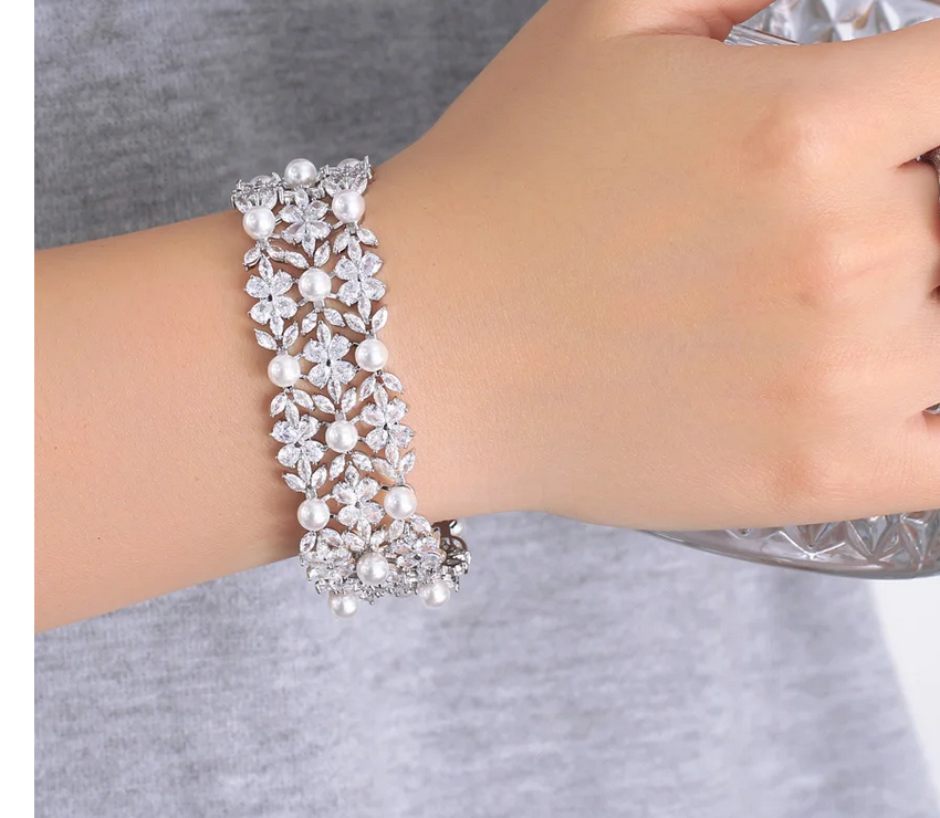 Italia - Exquisite CZ and pearl bridal bracelet
