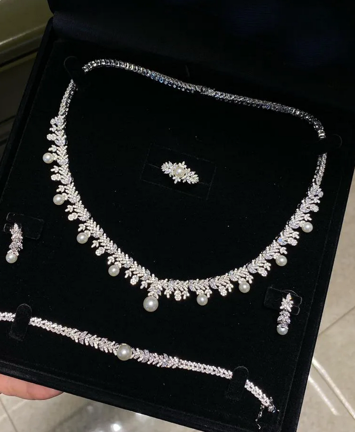 MariaAnna - Timeless 3pcs bridal pearl necklace set